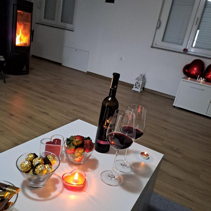 Vikendica Bruse Holiday home